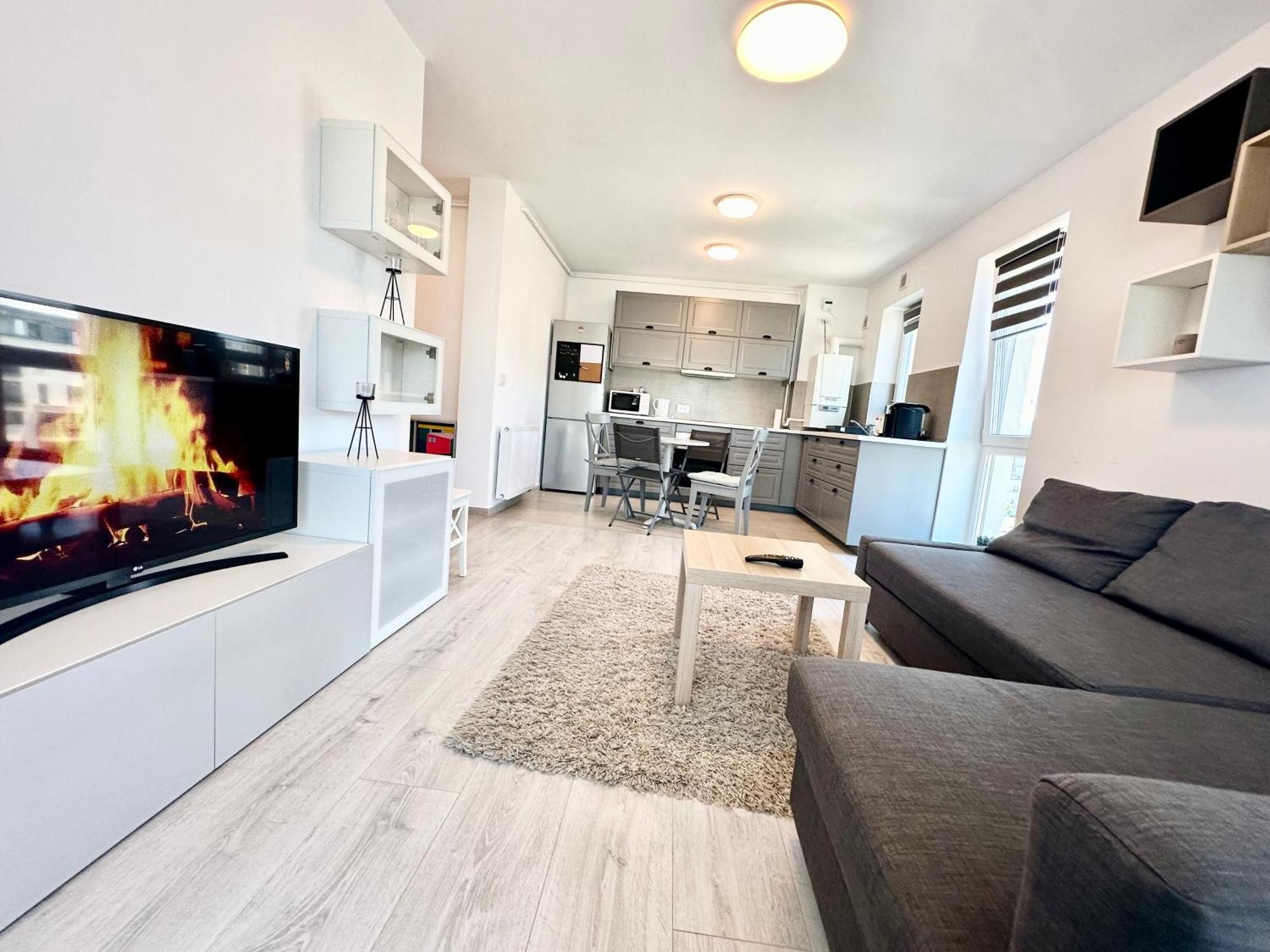 Kasper Coresi Mall - Rise Private Apartments & Suites براشوف المظهر الخارجي الصورة